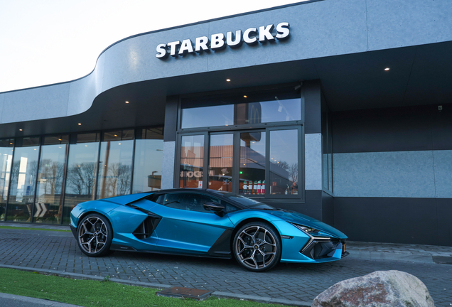 Lamborghini Revuelto