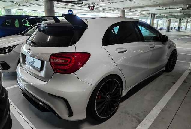 Mercedes-AMG A 45 W176 2015