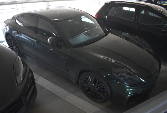 Porsche 972 Panamera Turbo E-Hybrid