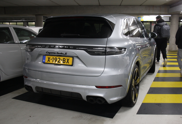 Porsche Cayenne Turbo S E-Hybrid