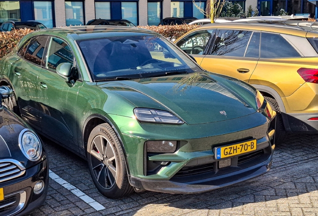 Porsche Macan EV Turbo