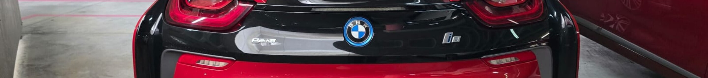 BMW i8 Protonic Red Edition