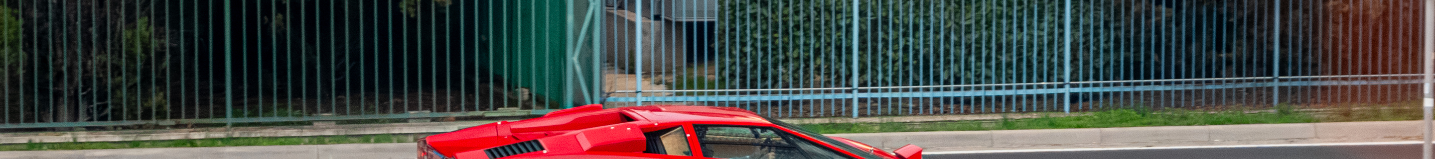 Lamborghini Countach LP400 S