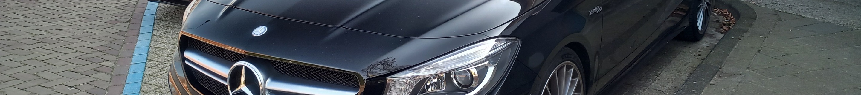 Mercedes-Benz CLA 45 AMG Shooting Brake