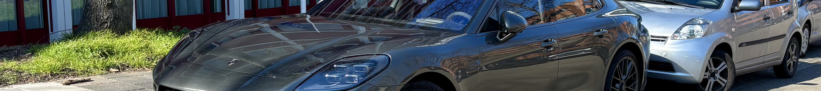 Porsche 972 Panamera Turbo E-Hybrid