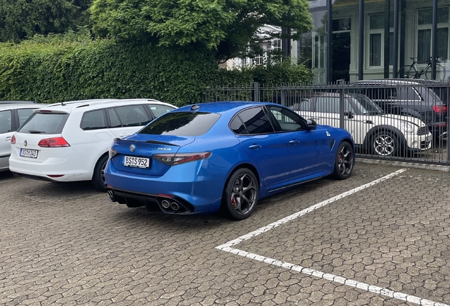 Alfa Romeo Giulia Quadrifoglio 2023