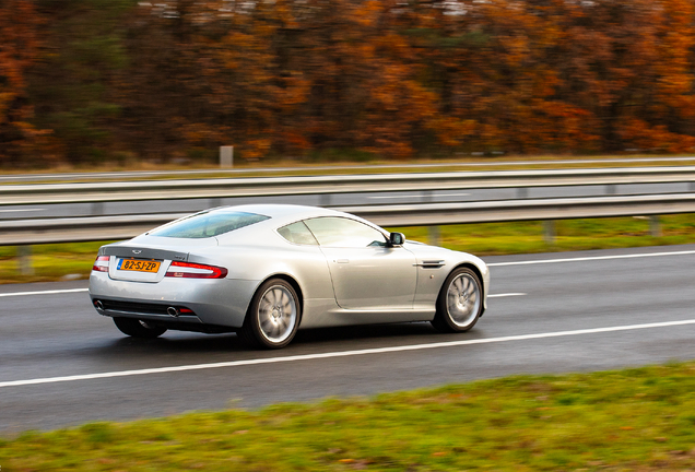 Aston Martin DB9