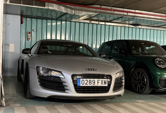 Audi R8