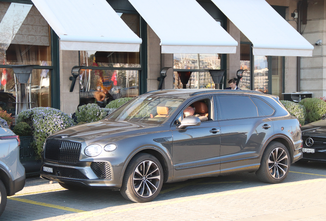 Bentley Bentayga Azure EWB