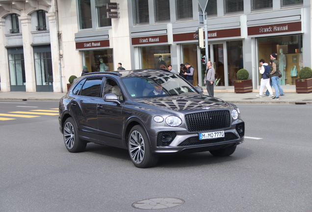 Bentley Bentayga Azure EWB First Edition
