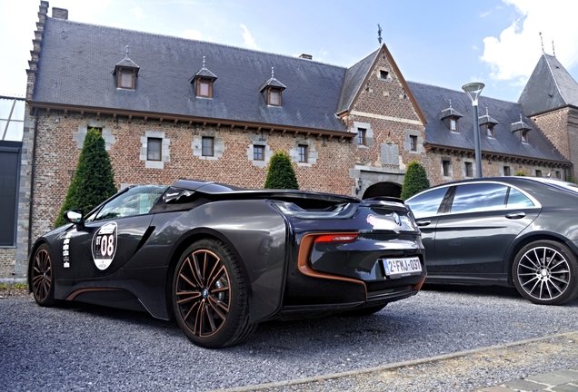BMW i8 Roadster Ultimate Sophisto Edition