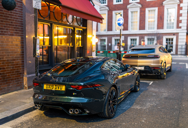 Jaguar F-TYPE R AWD Coupé