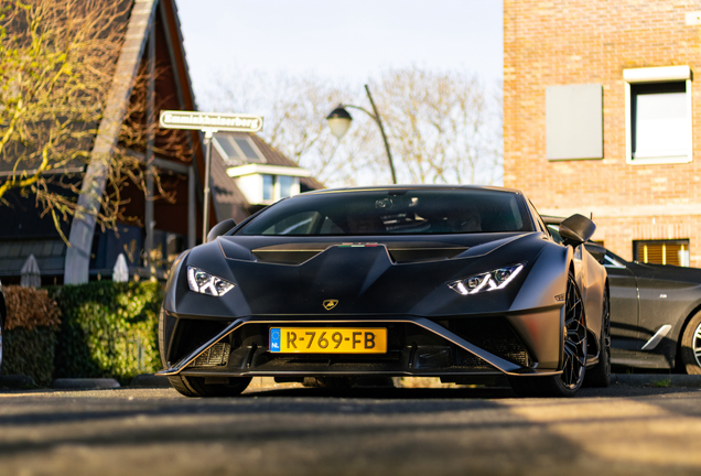 Lamborghini Huracán LP640-2 STO