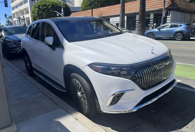 Mercedes-Maybach EQS 680 SUV