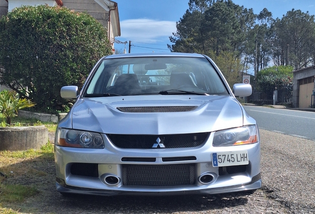 Mitsubishi Lancer Evolution IX