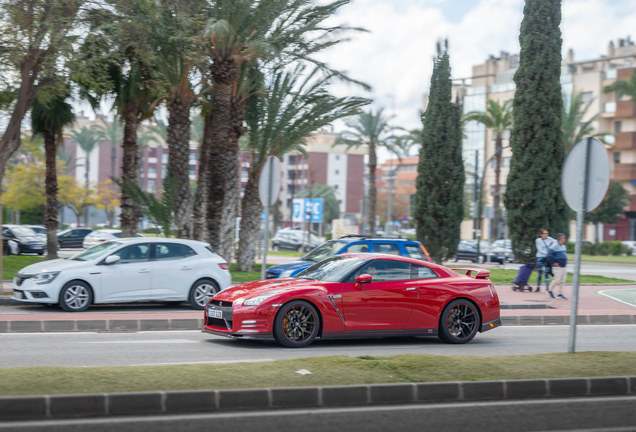 Nissan GT-R 2011
