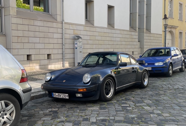 Porsche 930 Turbo