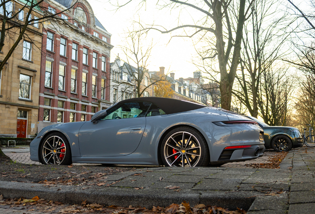 Porsche 992 Carrera 4S Cabriolet MkI