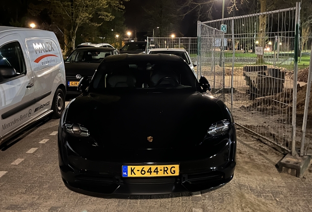 Porsche Taycan Turbo MkI