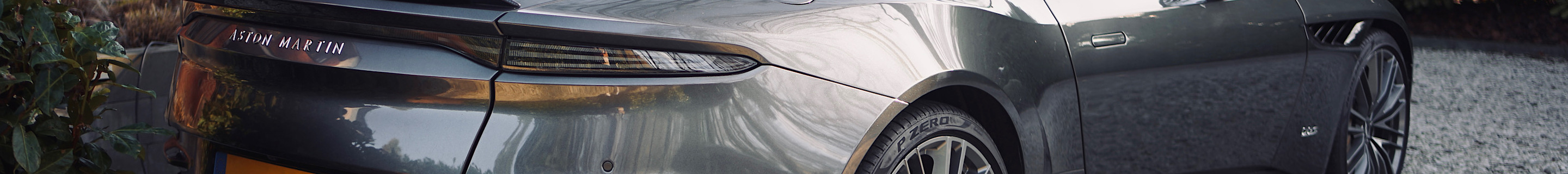 Aston Martin DBS Superleggera