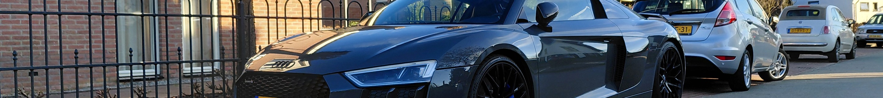 Audi R8 V10 Plus 2015