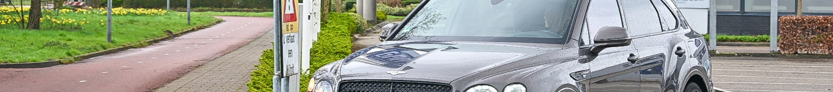 Bentley Bentayga Hybrid 2021 First Edition