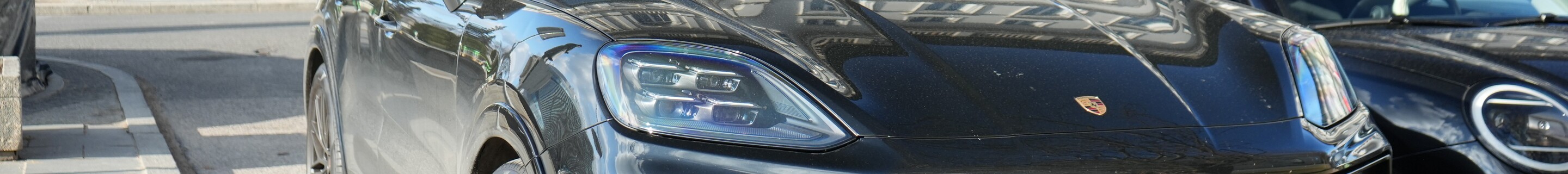 Porsche 9YA Cayenne GTS MkII