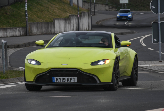 Aston Martin V8 Vantage 2018