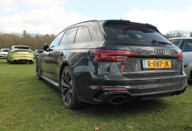 Audi RS4 Avant B9