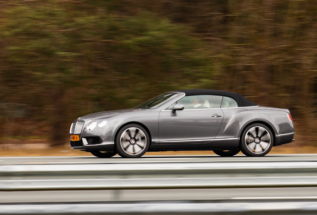 Bentley Continental GTC V8