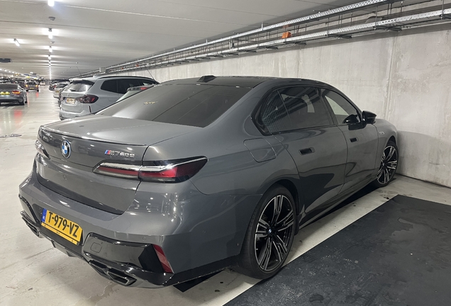 BMW M760e xDrive