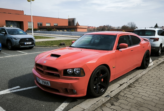 Dodge Charger SRT-8