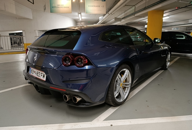 Ferrari GTC4Lusso