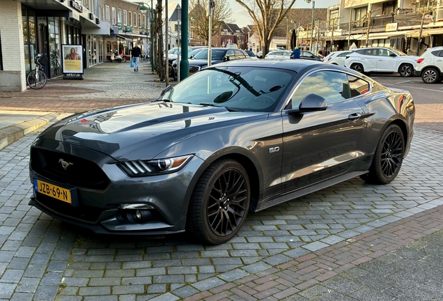 Ford Mustang GT 2015