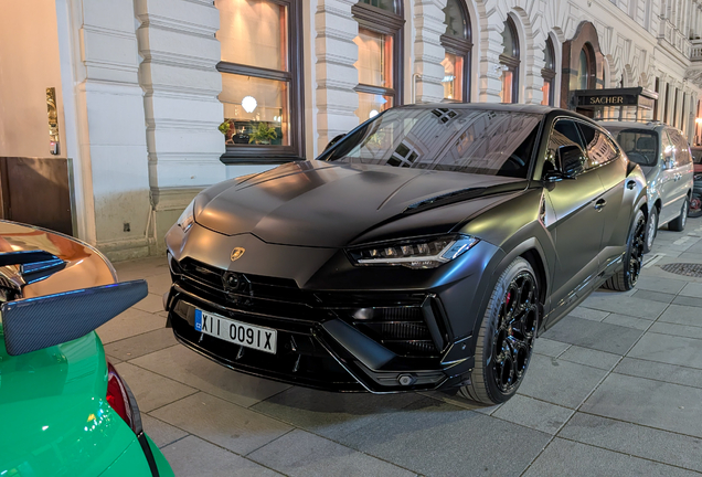 Lamborghini Urus S