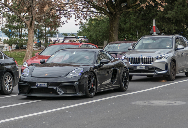 Porsche 718 Cayman GT4