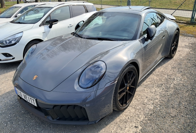 Porsche 992 Carrera 4 GTS MkII