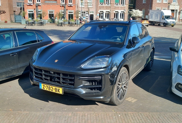 Porsche 9YA Cayenne Turbo E-Hybrid