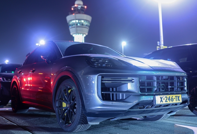 Porsche Cayenne Coupé Turbo E-Hybrid