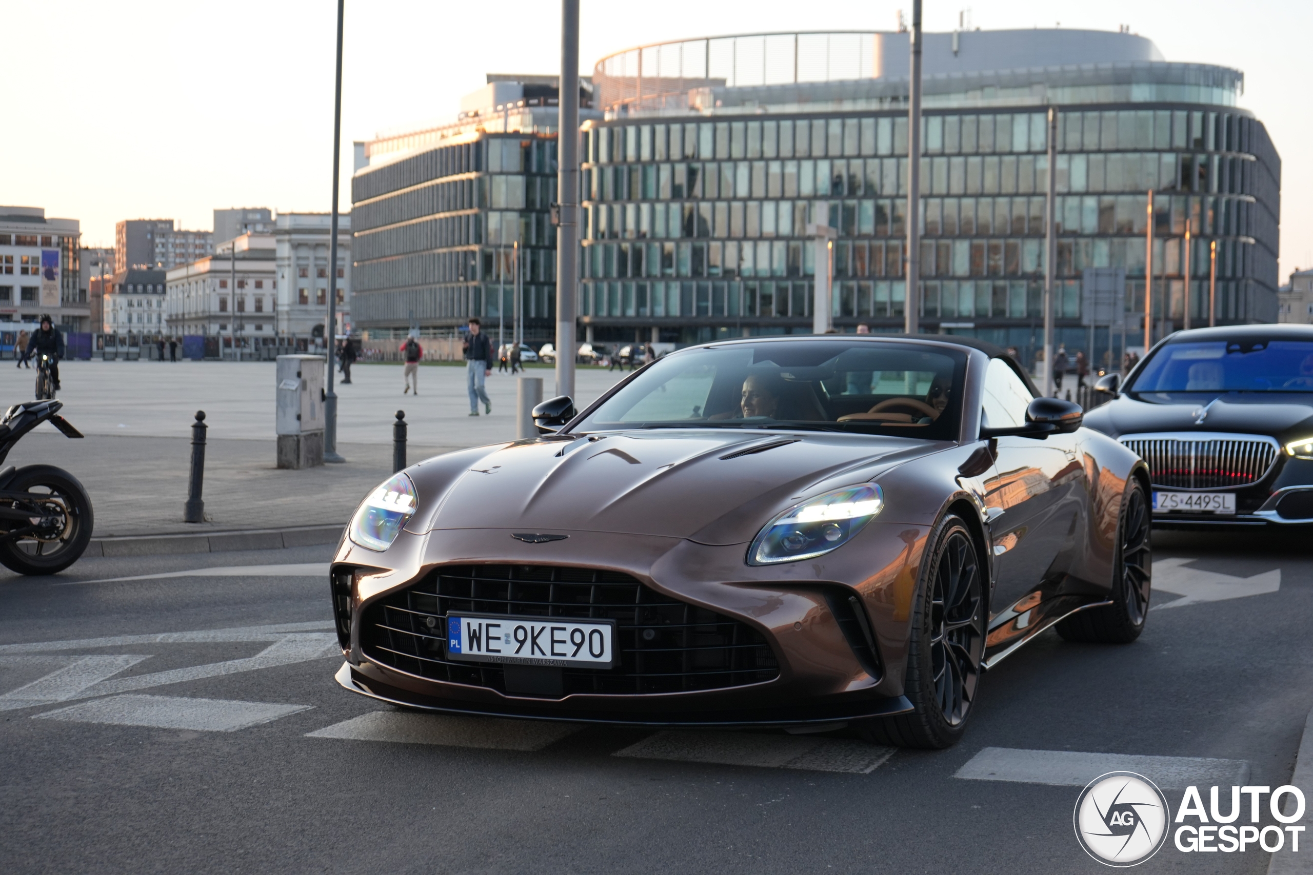 Klaar voor de lente met deze drie Aston Martin Vantage S Roadsters
