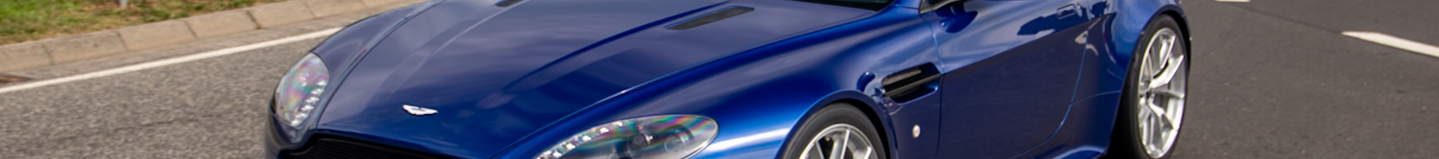 Aston Martin V8 Vantage S