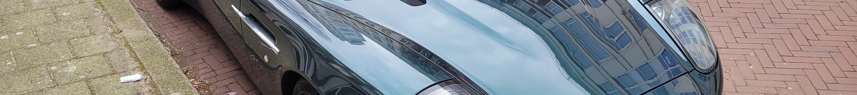 Aston Martin Vanquish