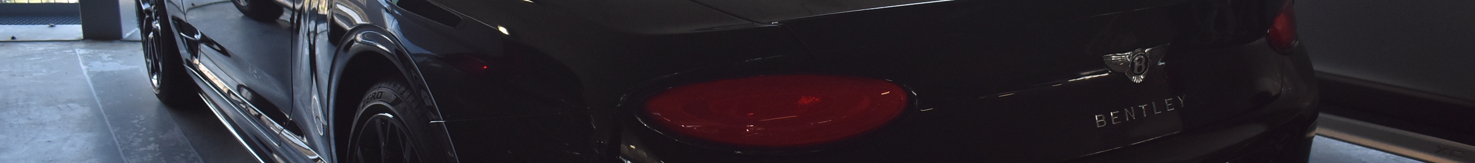 Bentley Continental GTC V8 S 2023