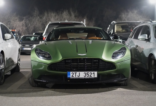 Aston Martin DB11