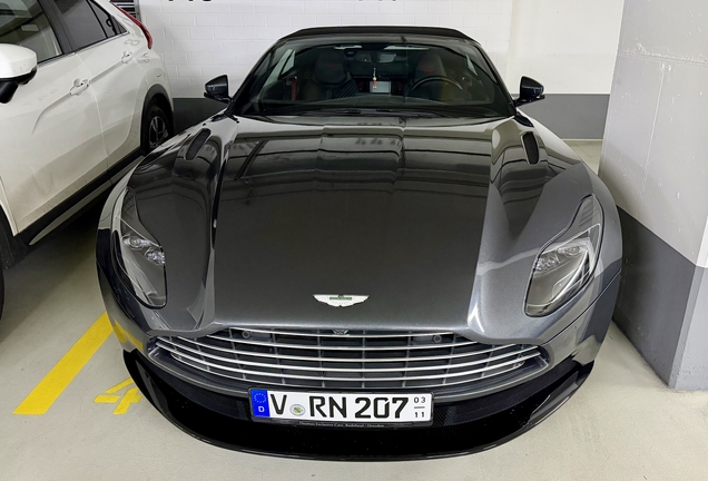 Aston Martin DB11 V8 Volante