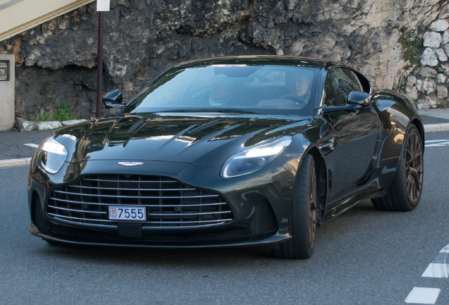 Aston Martin DB12
