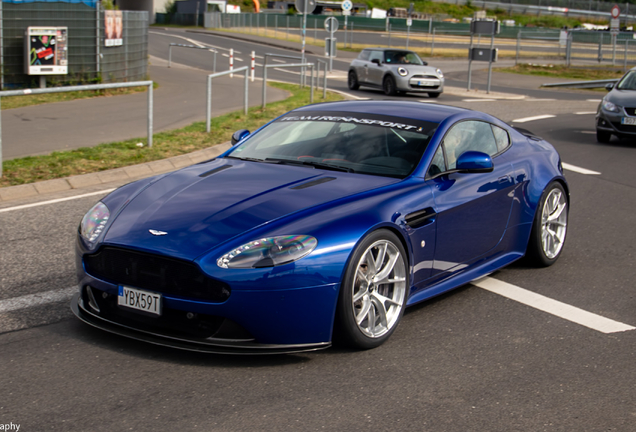 Aston Martin V8 Vantage S