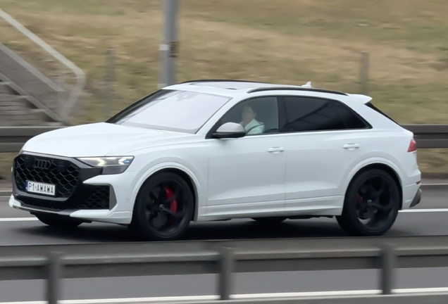 Audi RS Q8 2024