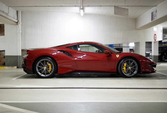 Ferrari 488 Pista
