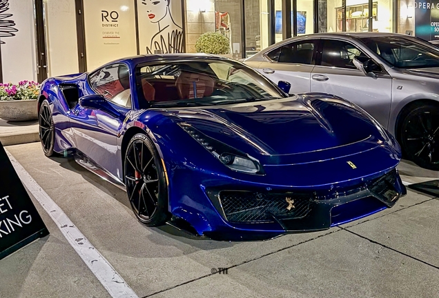 Ferrari 488 Pista